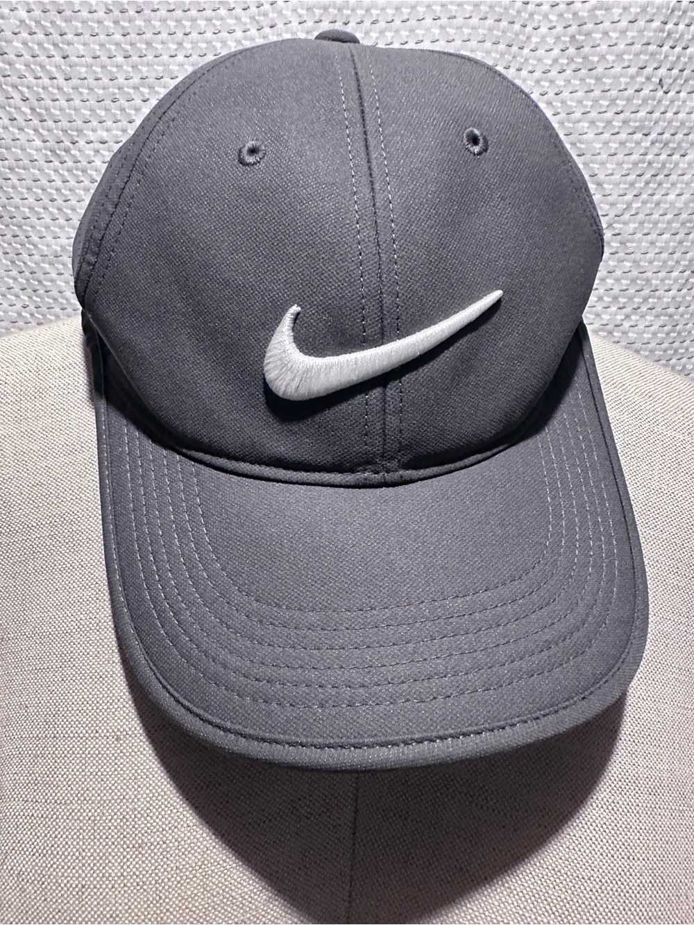 Nike Hat Cap Adult Gray Strapback Legacy 91 Dri-Fit Running Jogging Stretch